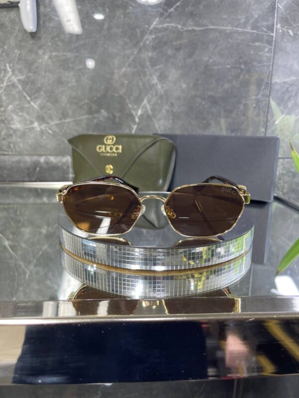 Gucci Geometrik Gold Çerçeve Kahve cam 678