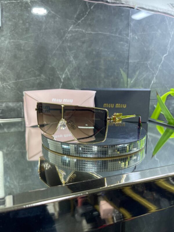 Miu Miu OMU Gold Metal Çerçeve Kahve Cam 680