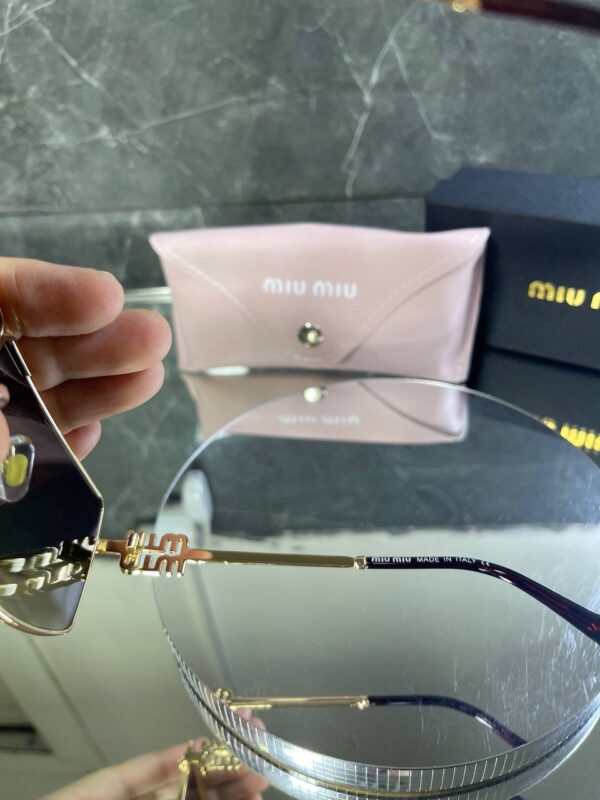 Miu Miu OMU Gold Metal Çerçeve Kahve Cam 680