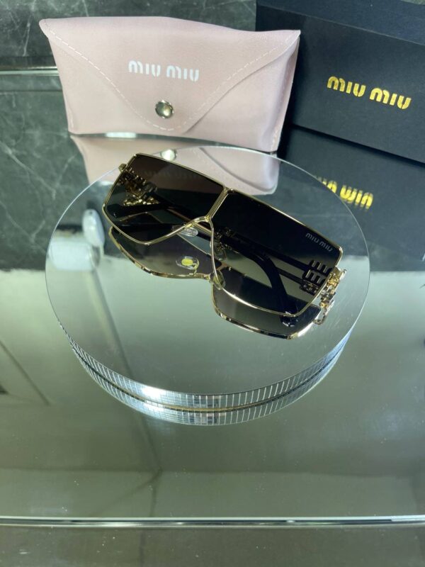 Miu Miu OMU Gold Metal Çerçeve Kahve Cam 680