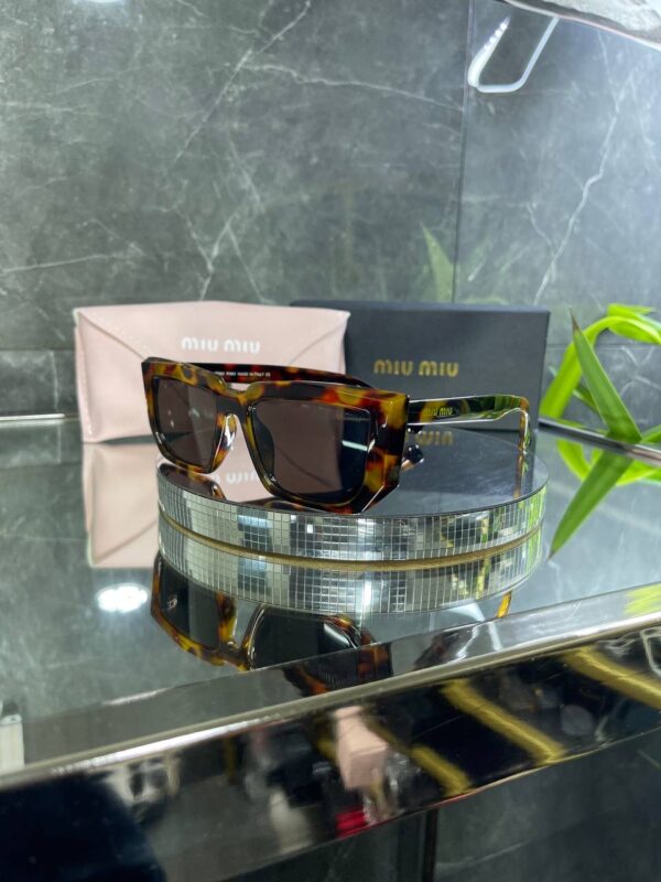 Miu Miu Leopar çerçeve Kahve Cam 683