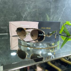 IMG_1213 Miu Miu VIP Oval Çerçeve Kahve Cam Leopar detay 691