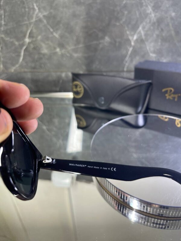 Ray-Ban Wayfarer 21 40 Siyah çerçeve Siyah Cam 713
