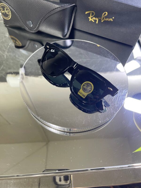 Ray-Ban Wayfarer 21 40 Siyah çerçeve Siyah Cam 713