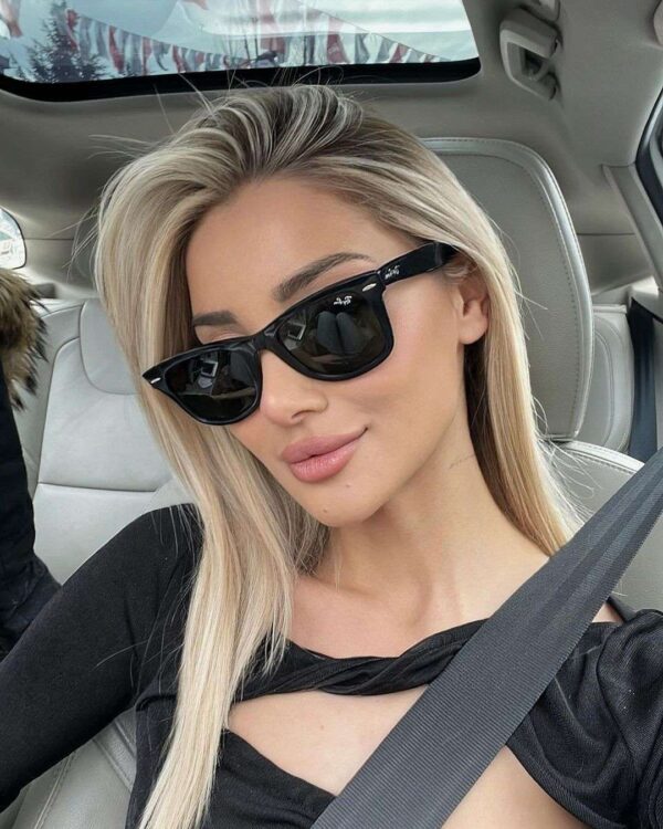 Ray-Ban Wayfarer 21 40 Siyah çerçeve Siyah Cam 713