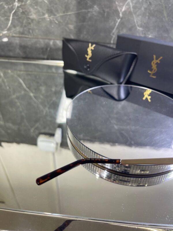Yvesaintlaurent Ovla Metal Çerçeve Yeşil cam 724