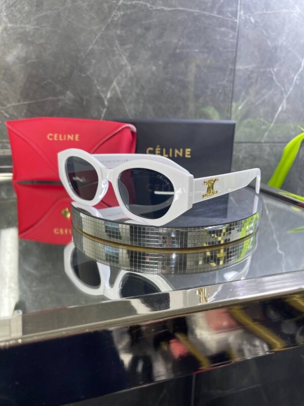 Celine Triomphe Beyaz çerçeve Siyah cam 730