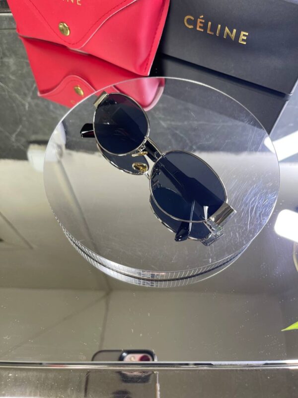 Celine Triomphe Metal 01 CL 40235U 16A Gümüş çerçeve Siyah cam 732