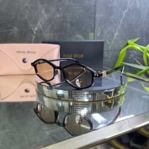 IMG_1621 Miu Miu Geometrik Kemik Çerçeve Sarı Degrada cam 743