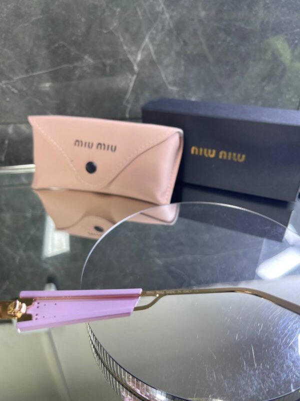 Miu Miu Special Lila cam Pempe Detay 736