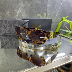 IMG_1719 Dior MissDior S1I CD 40182I 01A Leopar Çerçeve Kahve cam 752