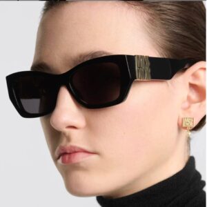 IMG_1736 Dior MissDior S1I CD 40182I 01A Siyah Çerçeve Siyah cam 749