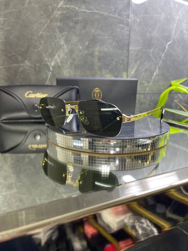 Cartier Çerçevesiz Yeşil cam Gold Detay 757